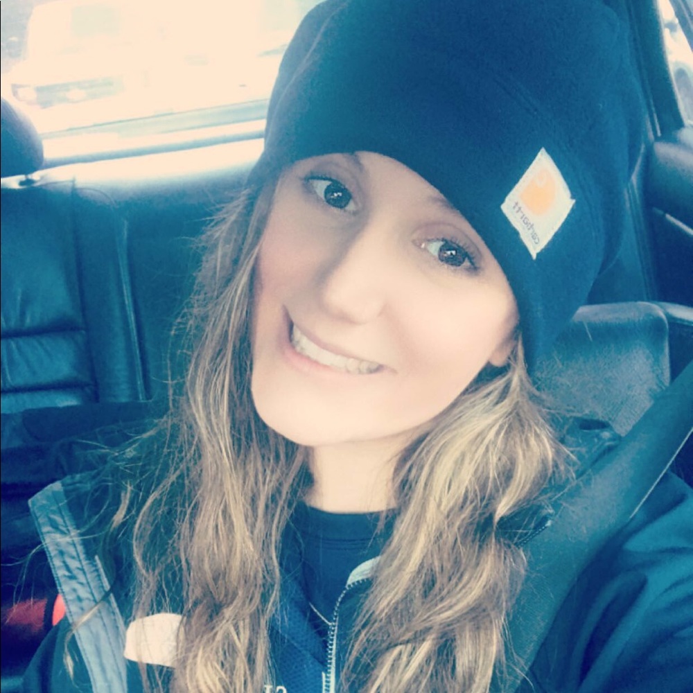 Meet your Posher, Amanda